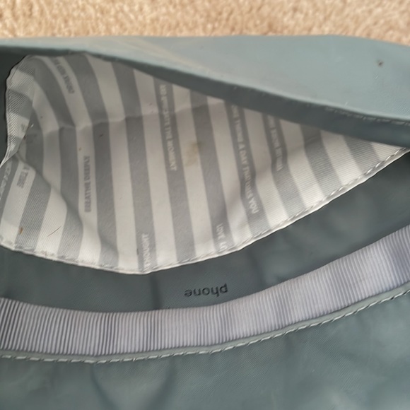 Lululemon Cross Body - Picture 7 of 10